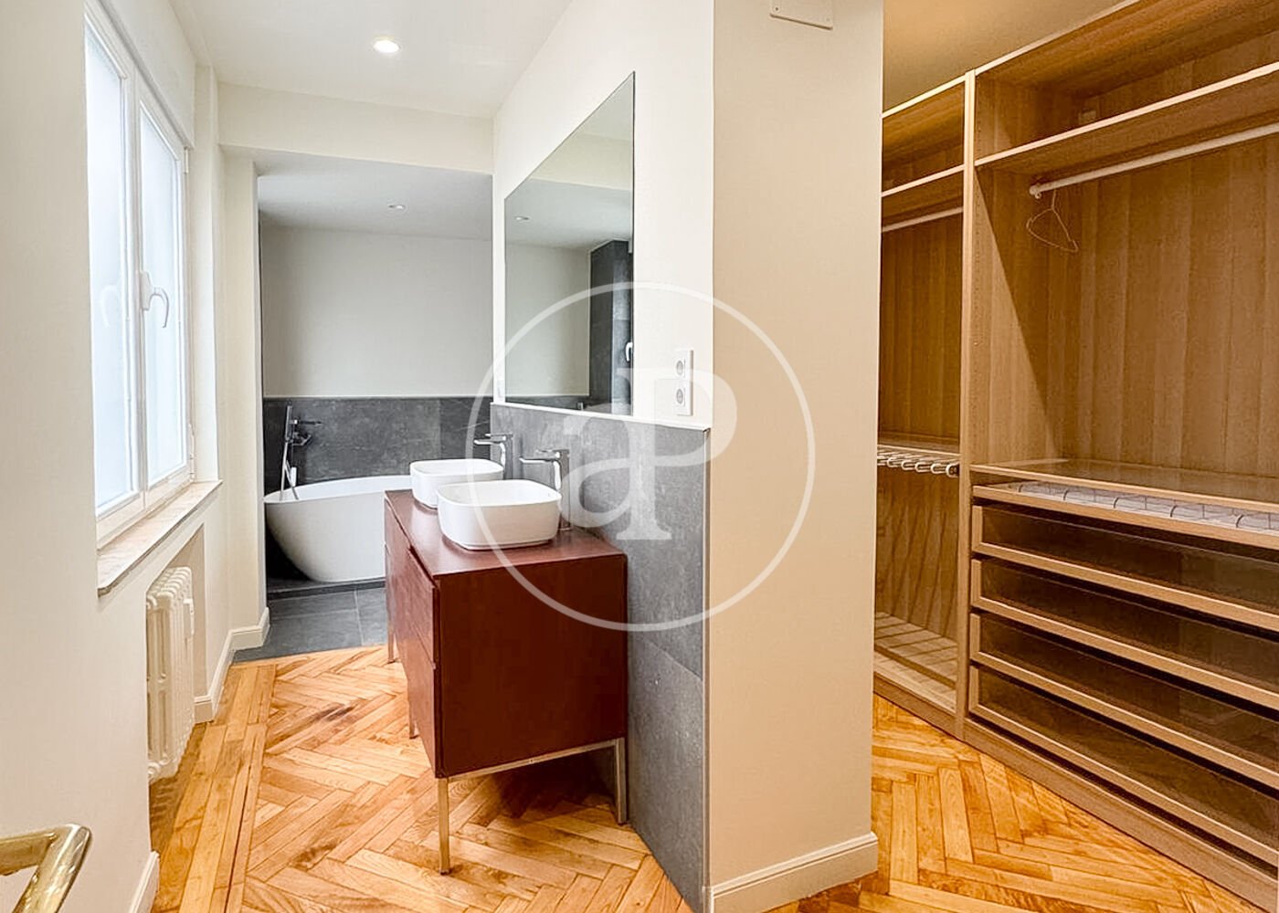 Wohnung 340 m² in Madrid