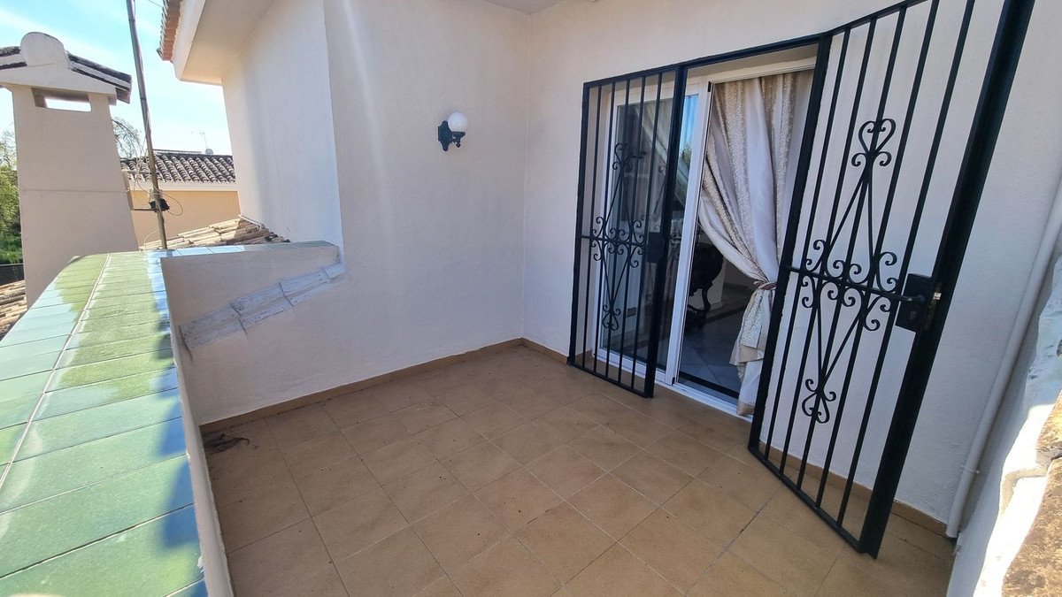 Casa de 593 m² en Luque