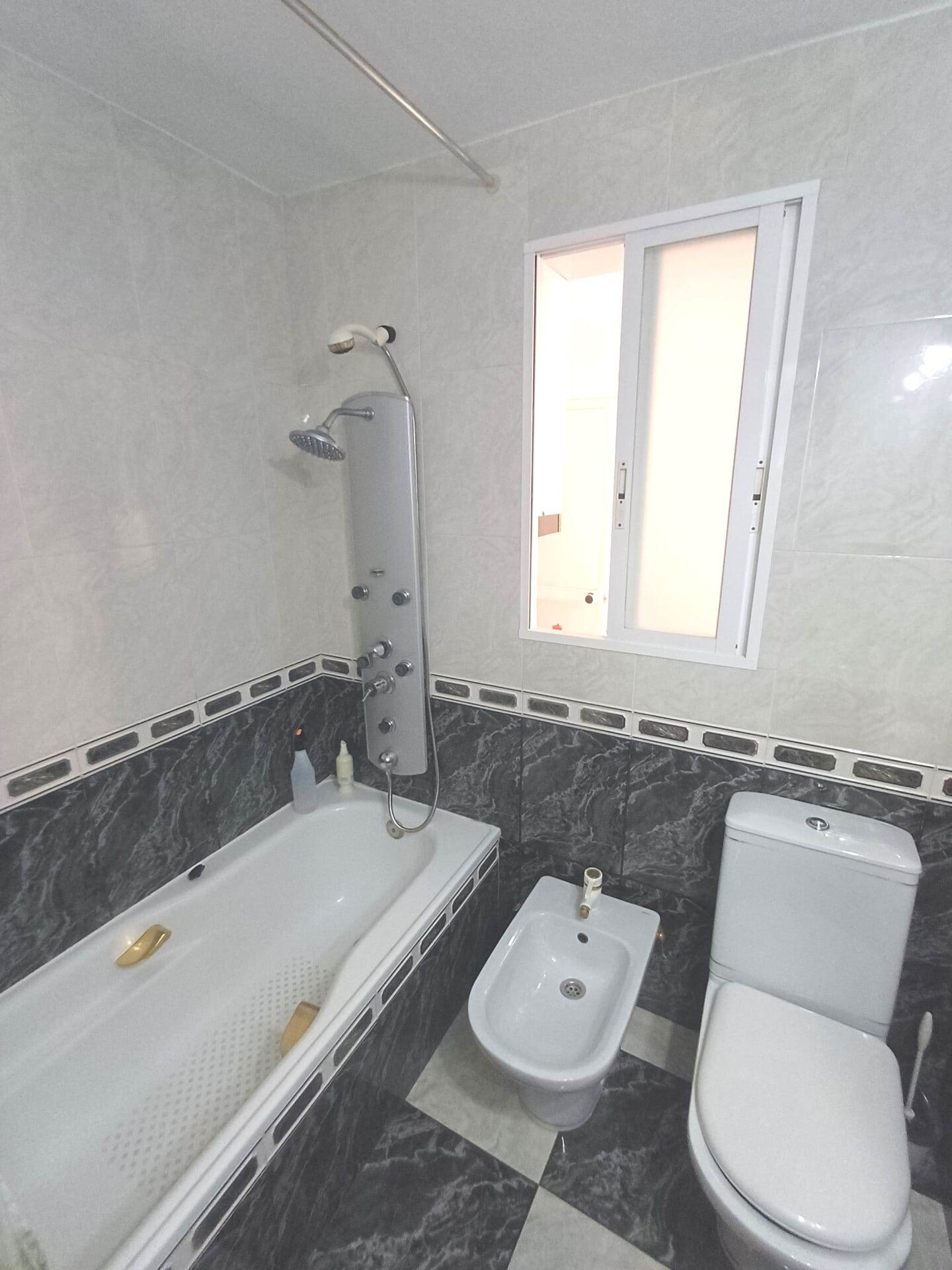 Piso de 85 m² en Córdoba
