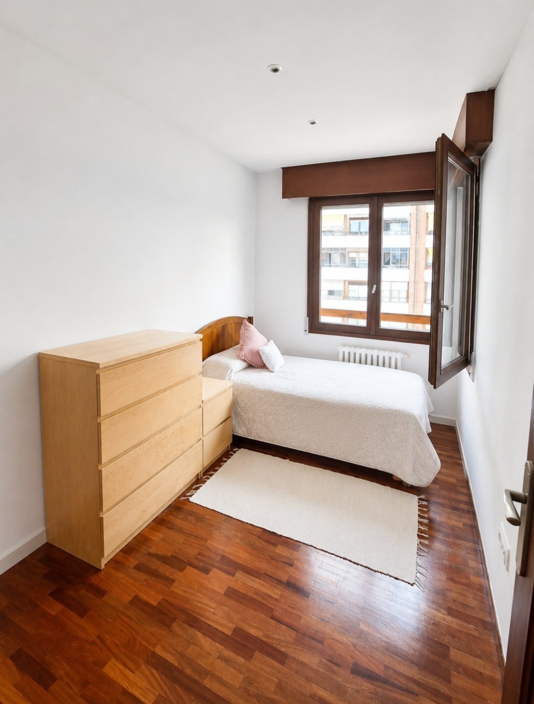 Piso de 100 m² en Ourense