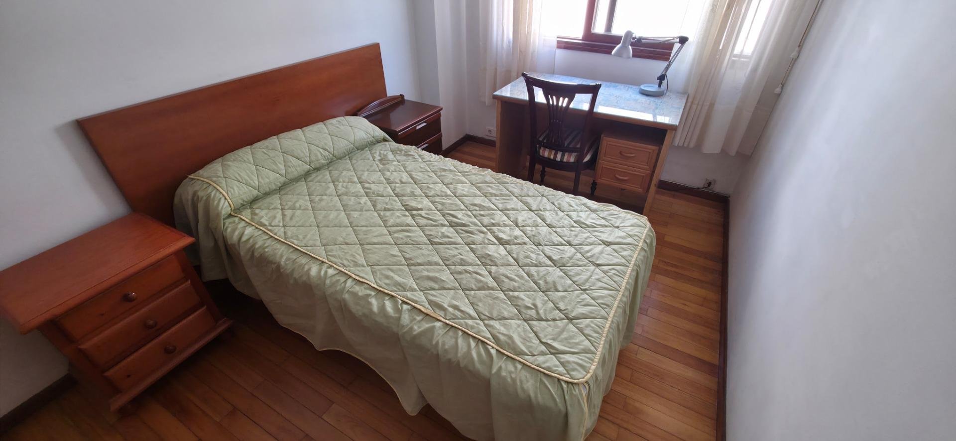 Piso de 108 m² en Santiago de Compostela