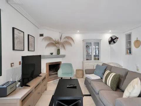 House 230 m² in Casares