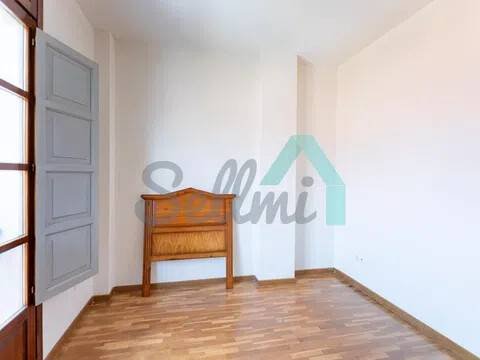 Piso de 69 m² en Oviedo