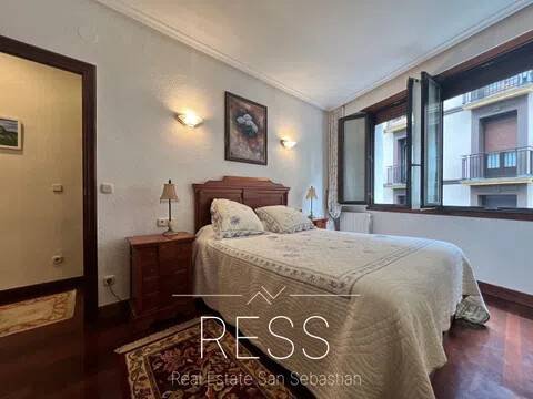 Piso de 90 m² en San Sebastián