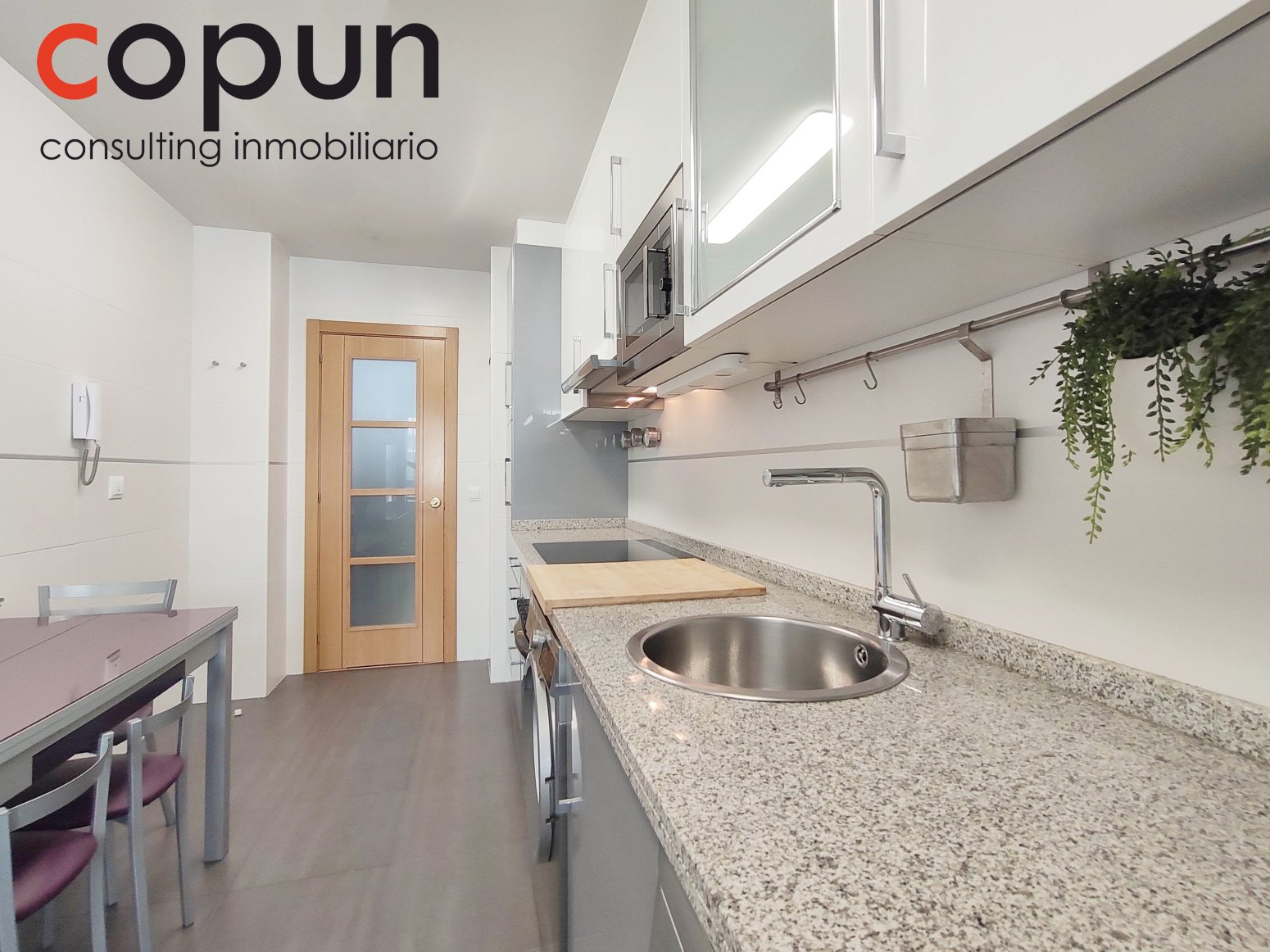 Piso de 80 m² en Oviedo