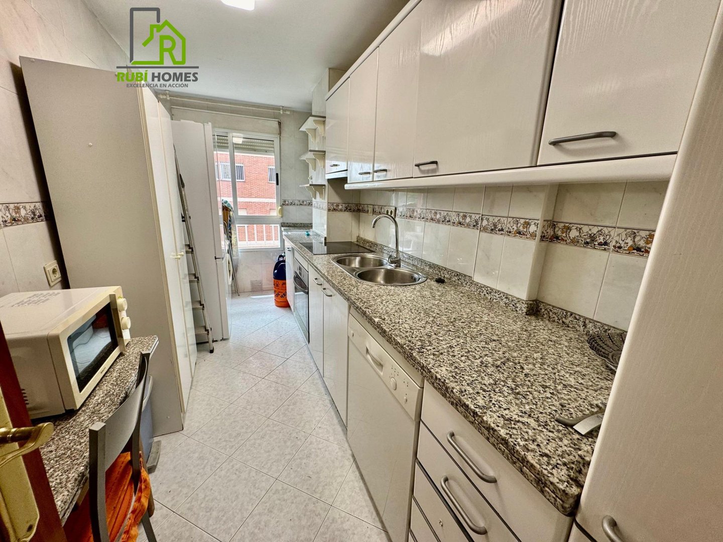 Piso de 90 m² en Granada
