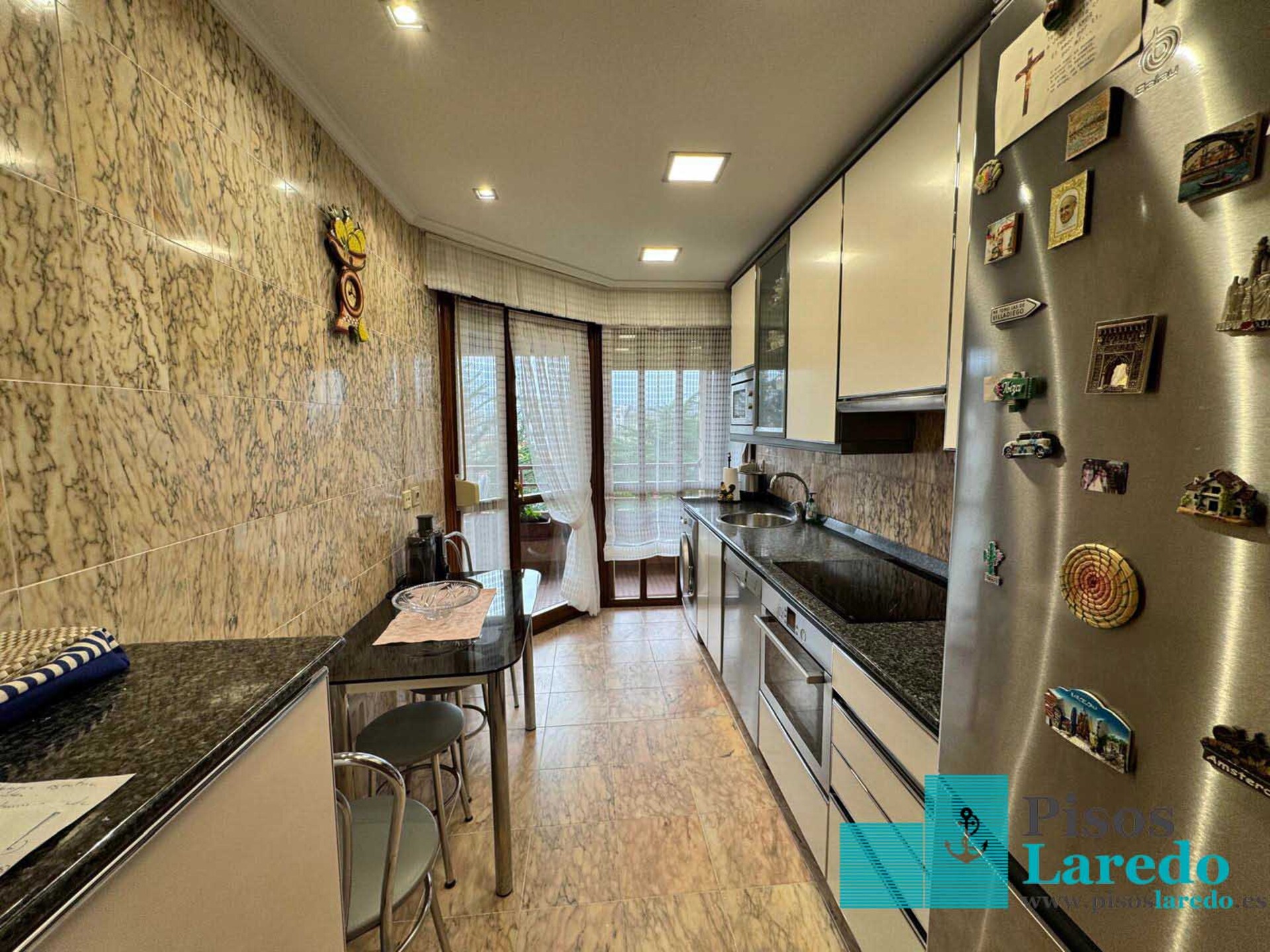 Piso de 100 m² en Laredo