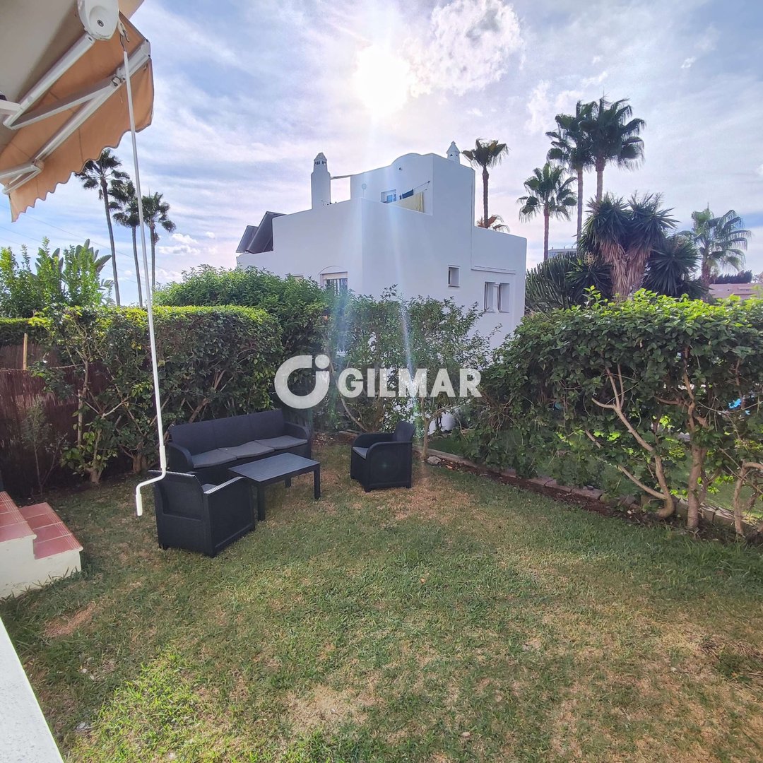 Casa de 220 m² en Estepona