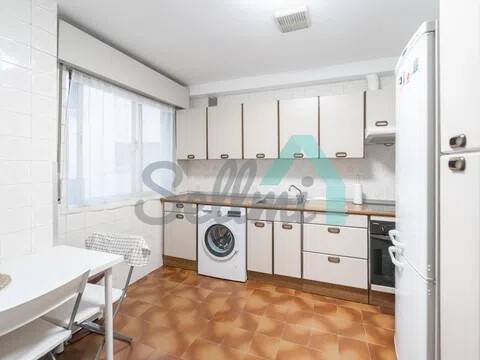 Piso de 107 m² en Oviedo