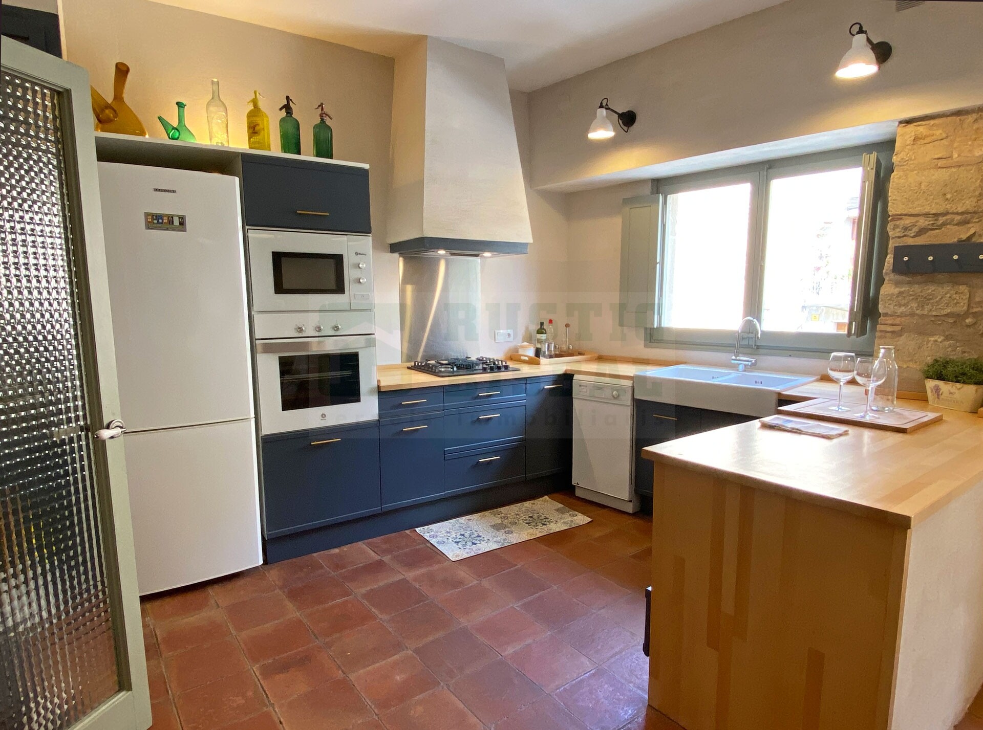 Piso de 250 m² en Corçà