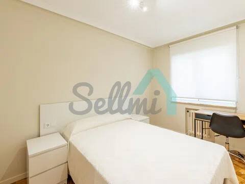 Piso de 64 m² en Oviedo
