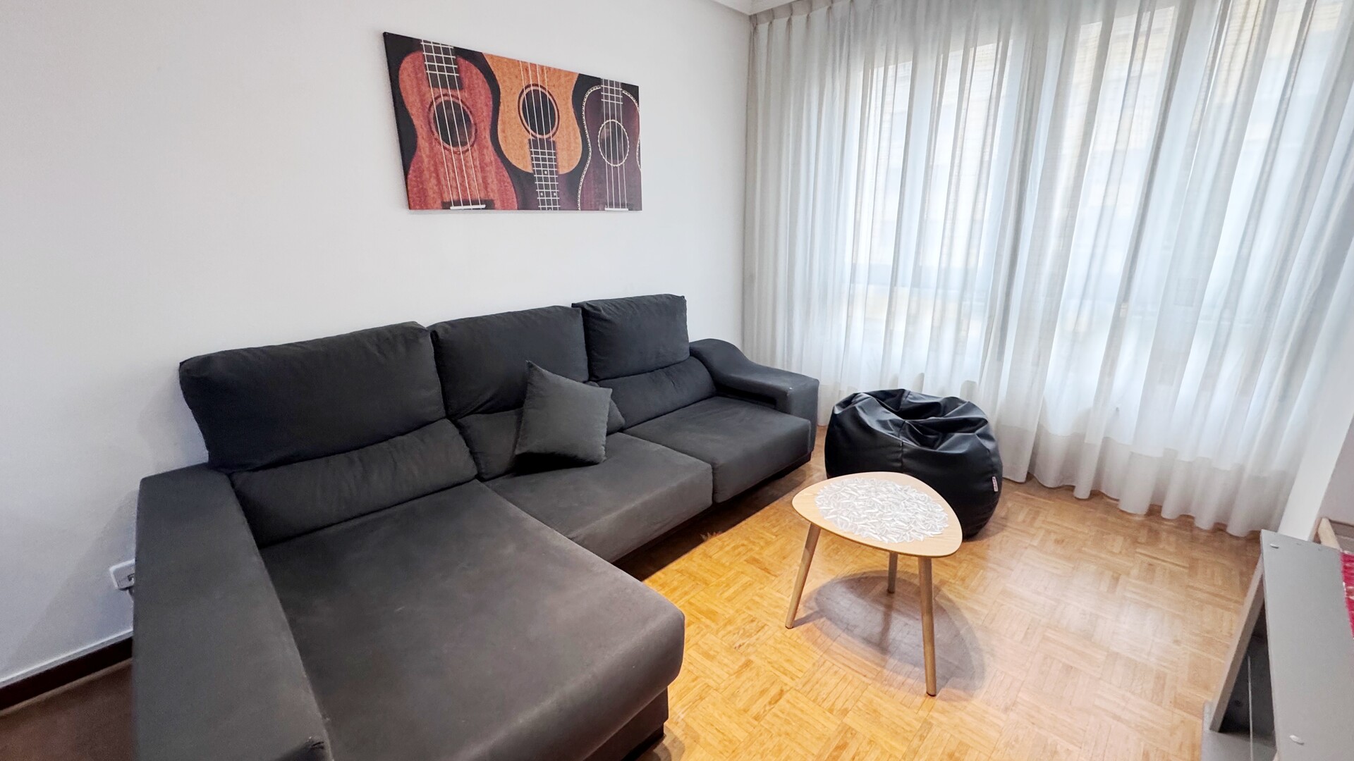 Pis de 80 m² a Oviedo