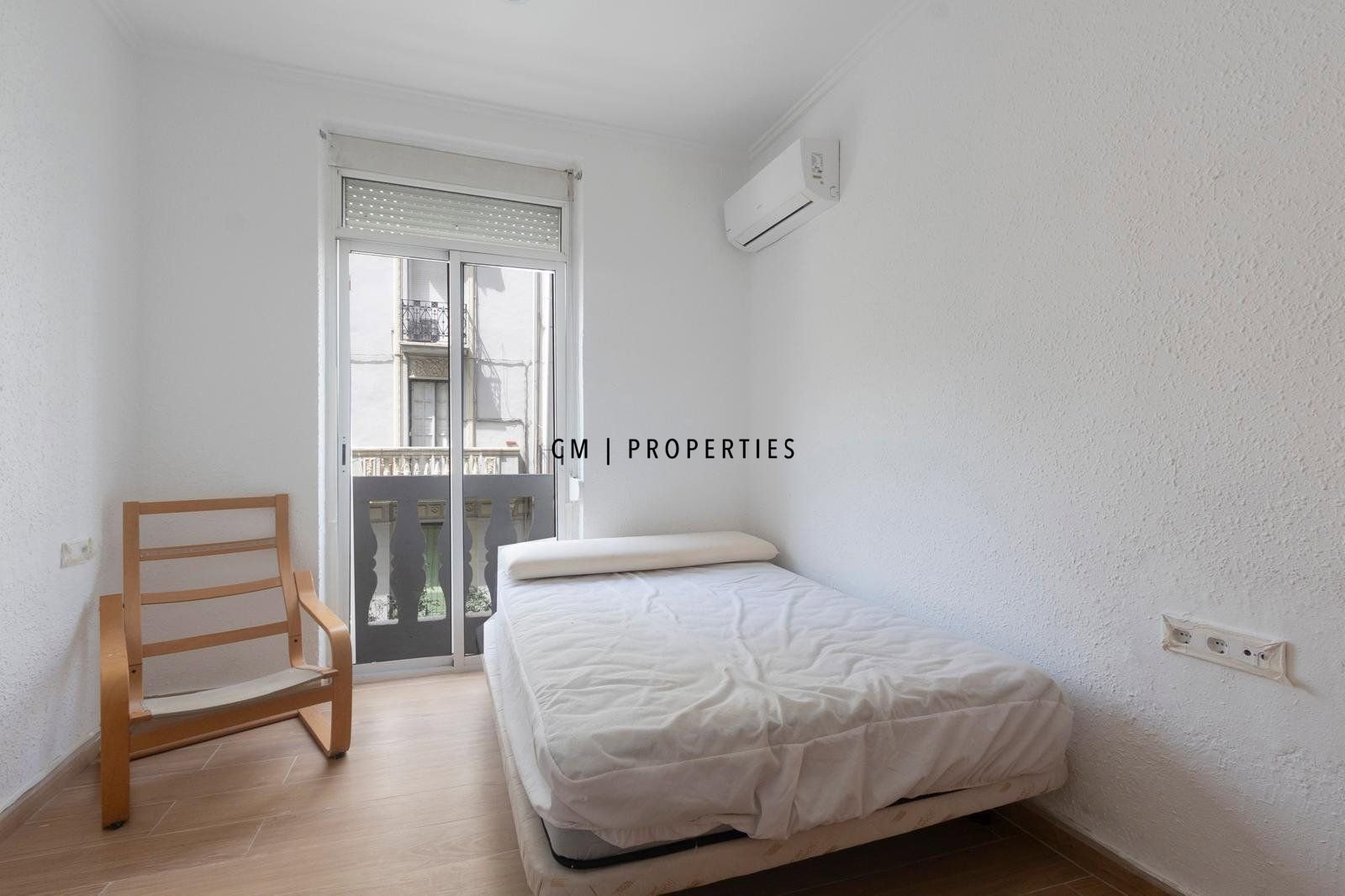 Pis de 77 m² a València
