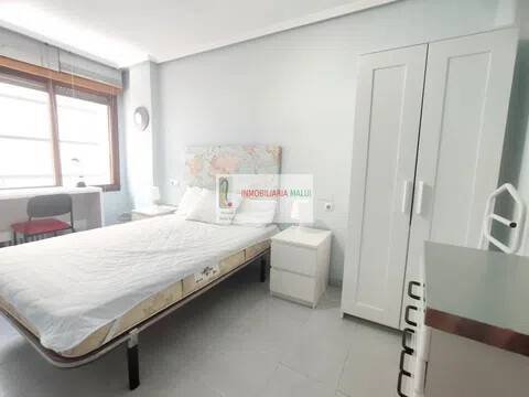 Wohnung 75 m² in Oviedo