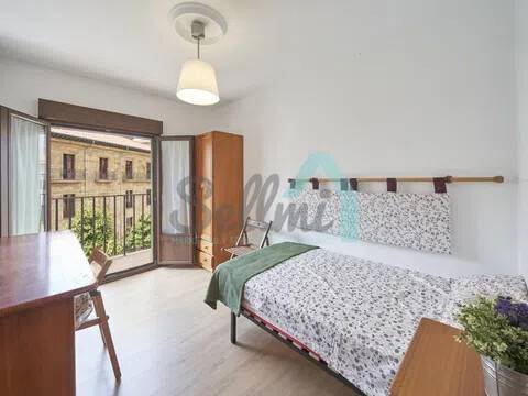 Piso de 82 m² en Oviedo