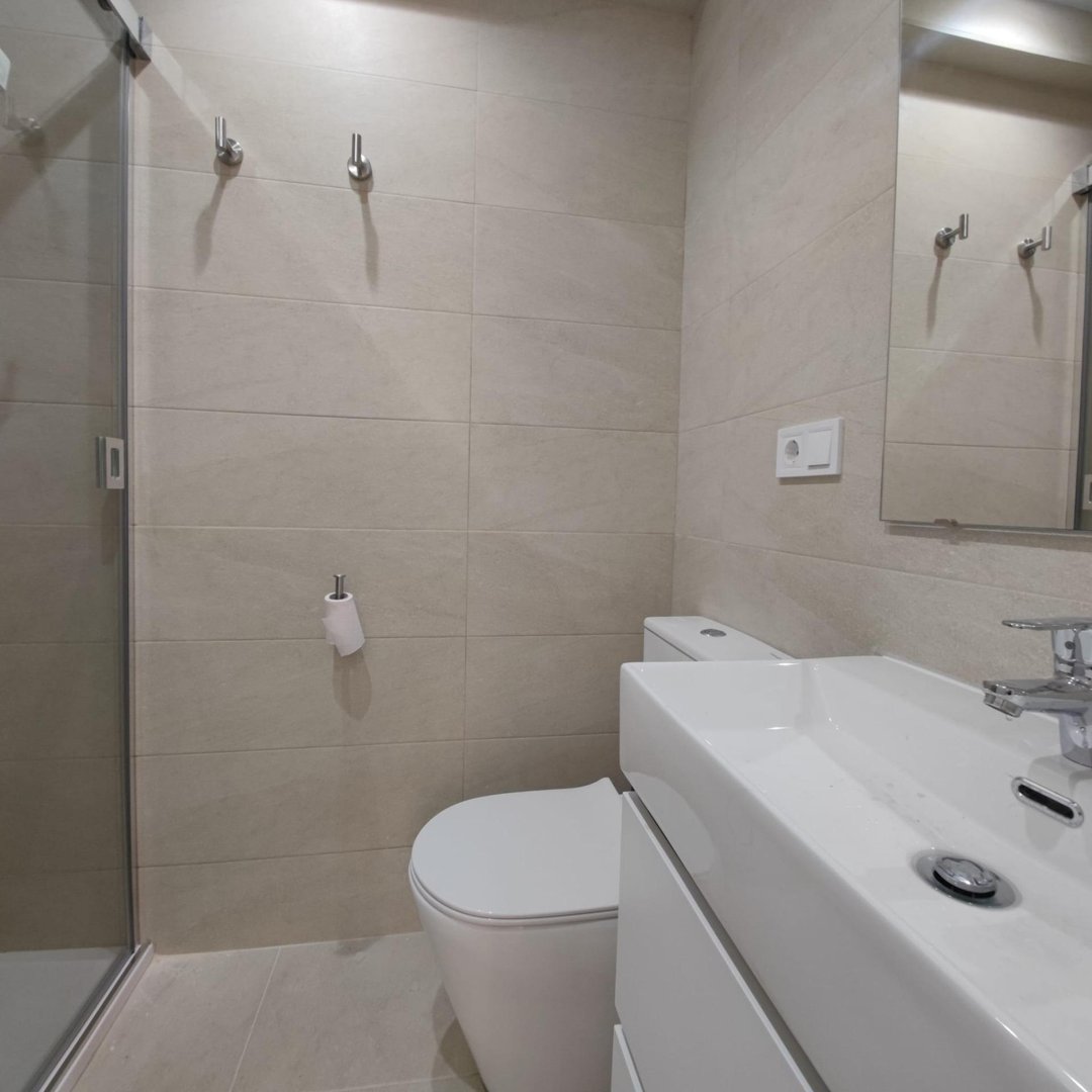 Chambre 77 m², Málaga