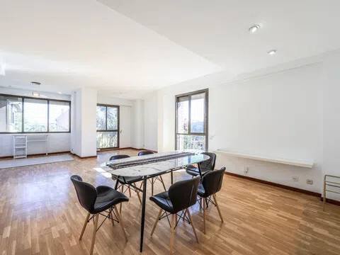 Wohnung 217 m² in Madrid