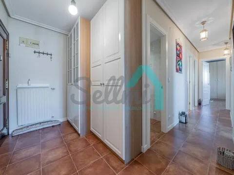 Piso de 87 m² en Oviedo