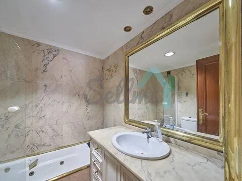 Wohnung 142 m² in Oviedo