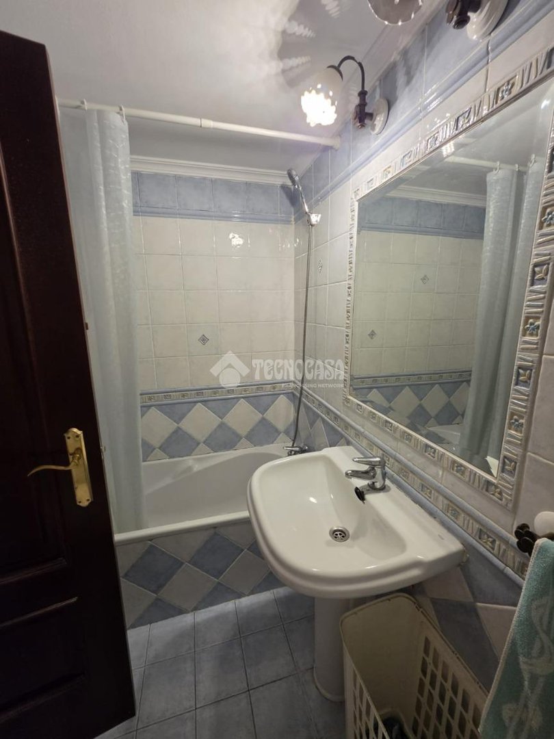 Piso de 90 m² en Sevilla