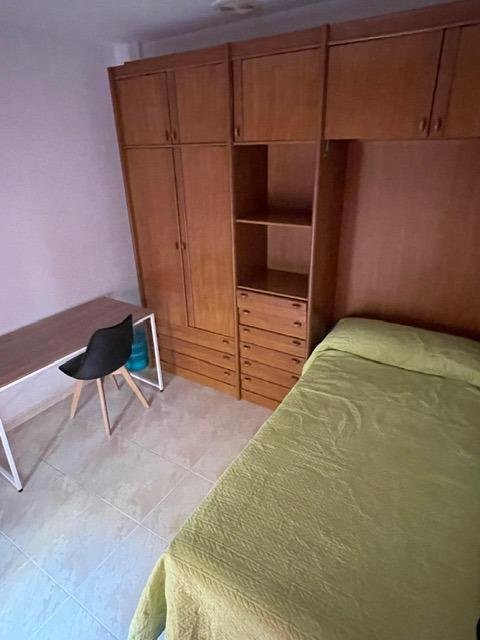 Piso de 90 m² en Granada