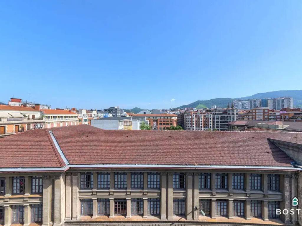 Piso de 175 m² en Bilbao