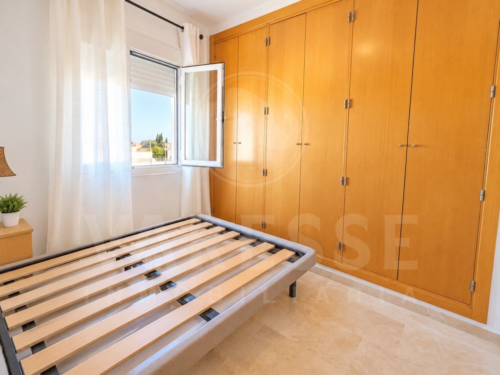 Piso de 74 m² en Aznalcázar