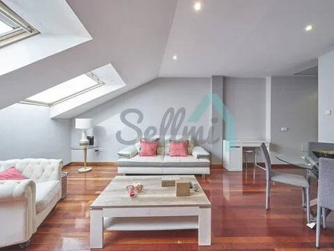 Piso de 73 m² en Oviedo