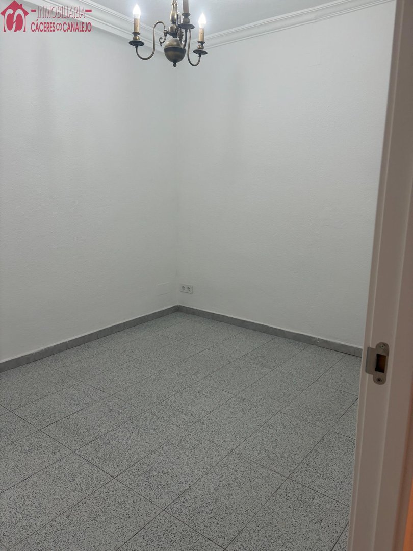 Piso de 66 m² en Sevilla