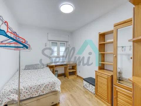 Piso de 116 m² en Oviedo