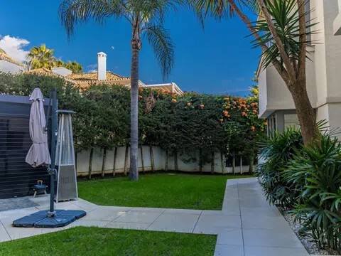 Casa de 1157 m² en Marbella