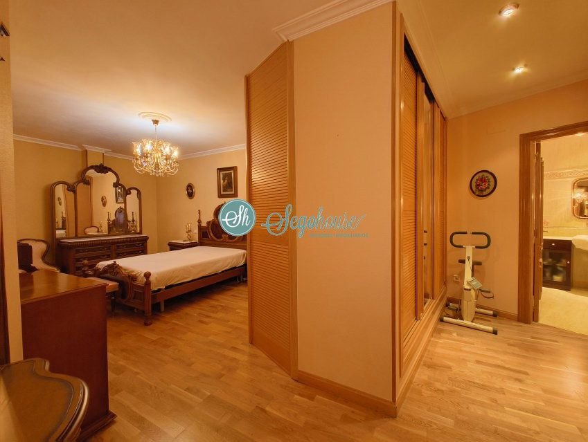 Piso de 200 m² en Segovia