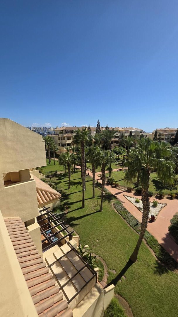Квартира 80 м² у Roquetas de Mar