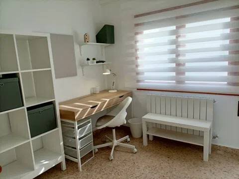 Habitación 240 m², La Almunia de Doña Godina