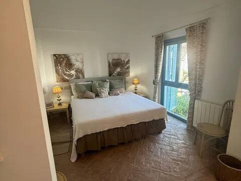 Casa de 300 m² en San Roque