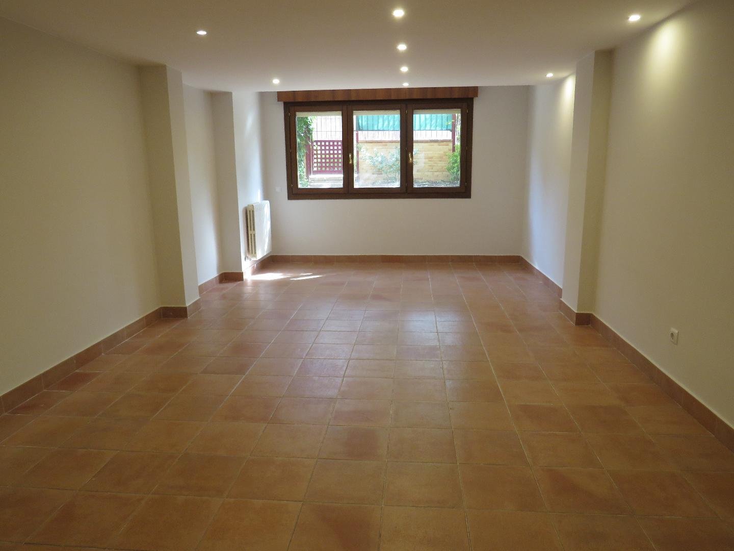 Pis de 355 m² a Saragossa