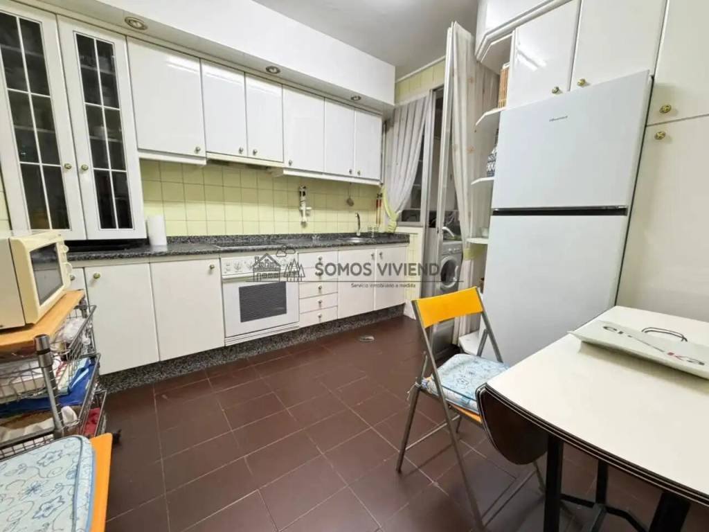 Piso de 93 m² en Ourense