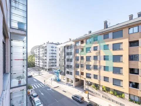 Pis de 82 m² a Oviedo