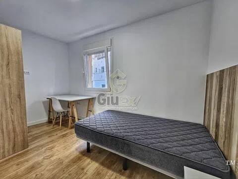 Piso de 90 m² en Cáceres
