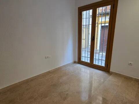 Piso de 65 m² en Sevilla