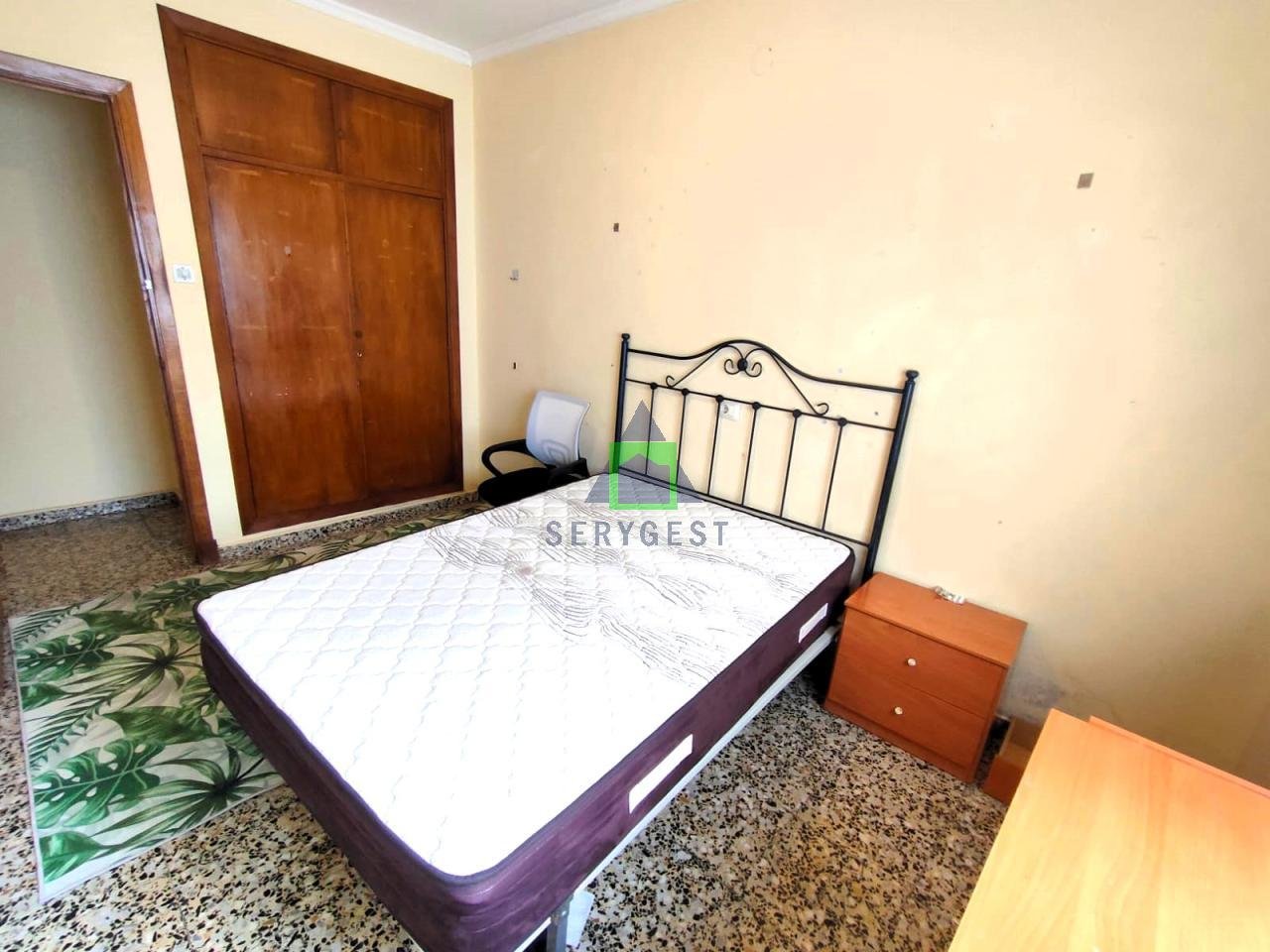 Piso de 85 m² en Ourense