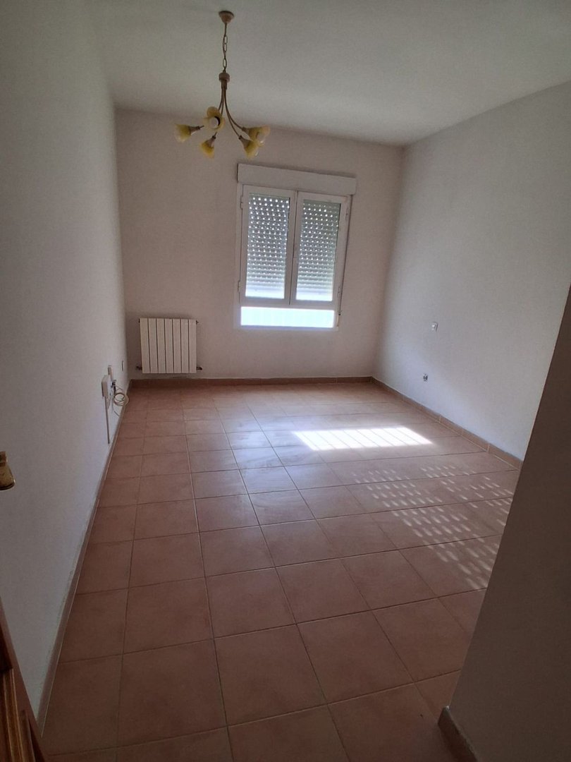 Piso de 137 m² en Villaluenga de la Sagra