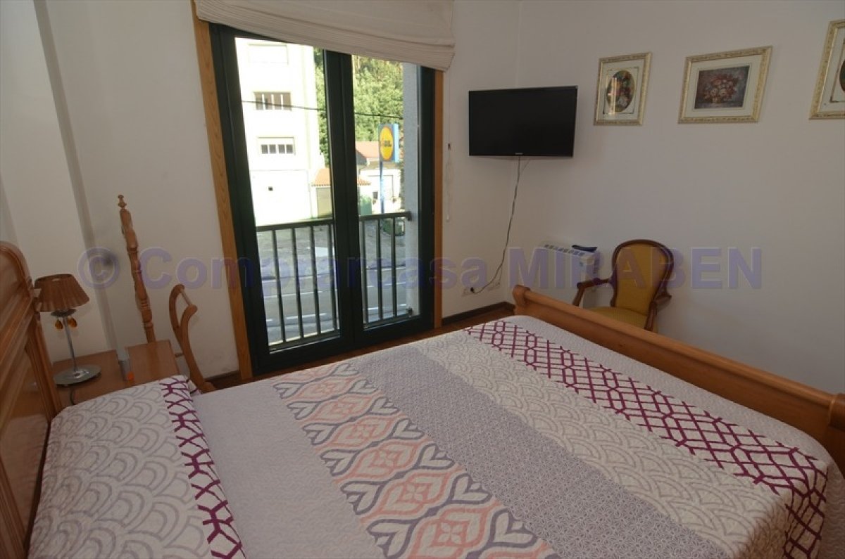 Piso de 90 m² en Boiro