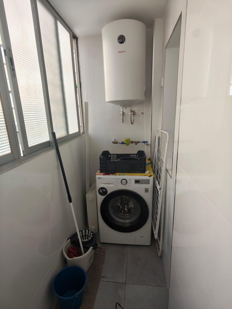 Piso de 88 m² en Granada