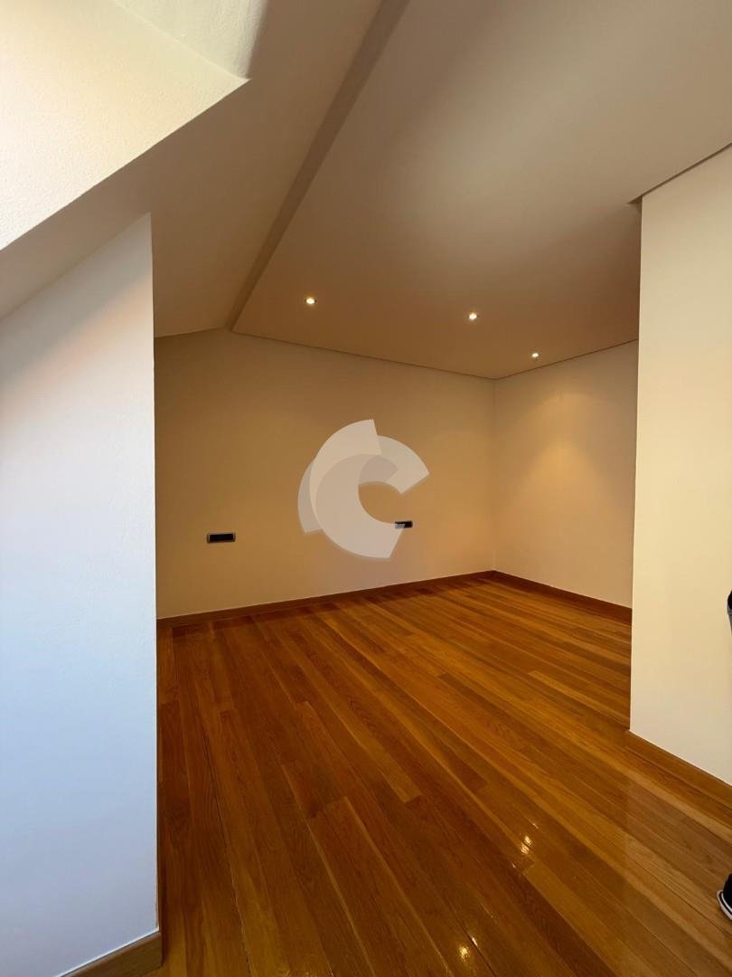Piso de 130 m² en Ourense