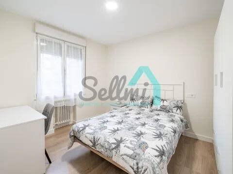 Piso de 86 m² en Oviedo