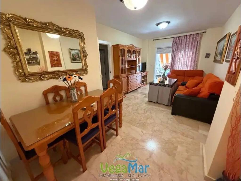 Wohnung 80 m² in Almuñécar