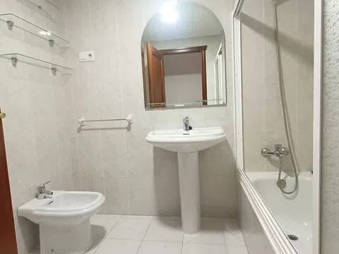 Piso de 90 m² en Pontevedra