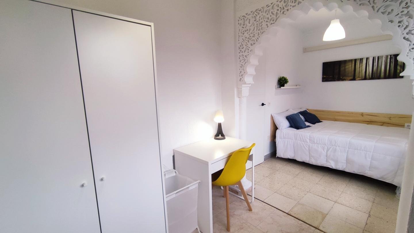 Habitación 76 m², Granada