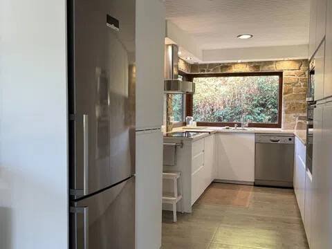 Casa de 180 m² en Oleiros